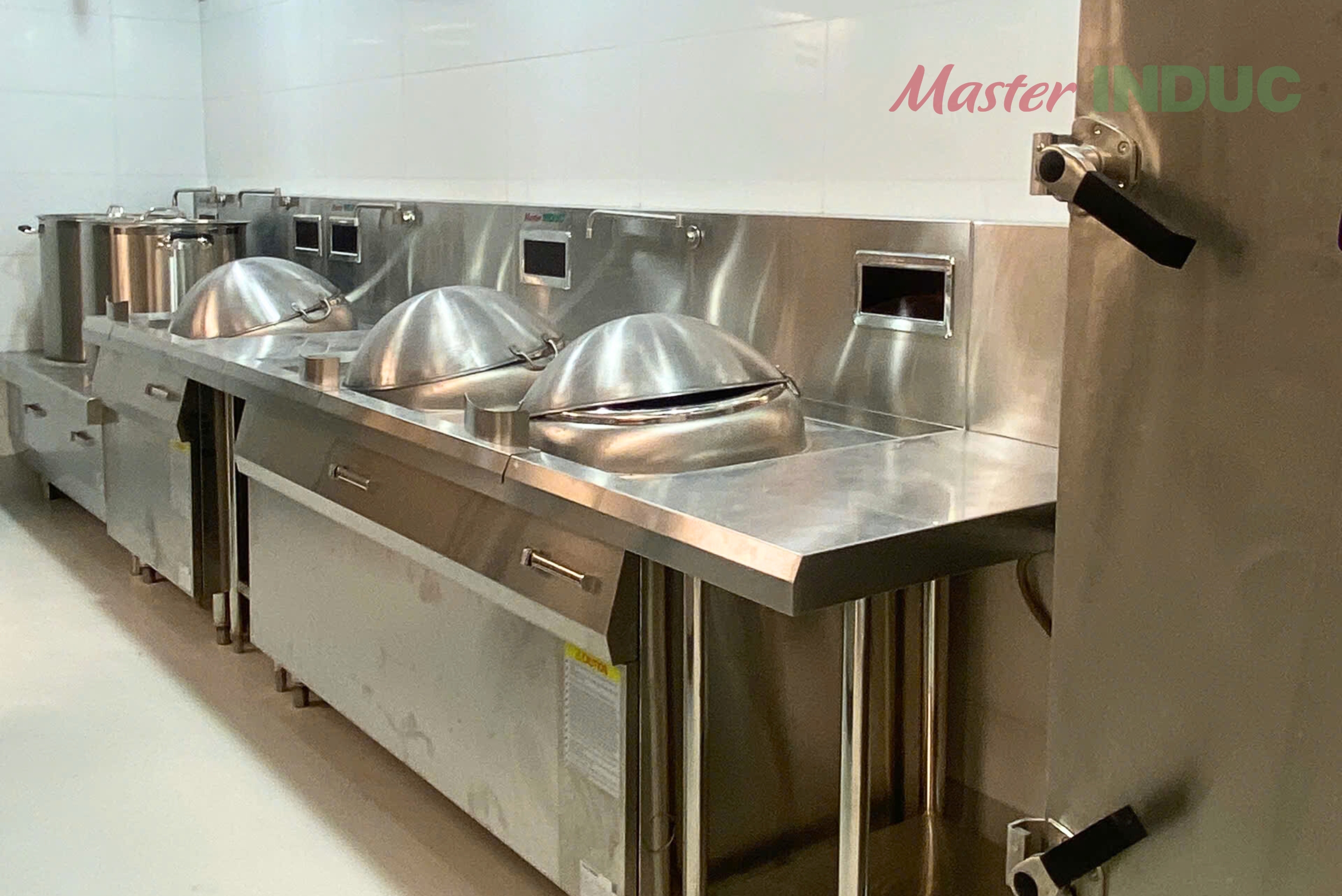 Nhà hàng Beer Clubhouse Bavaria Cát Bà